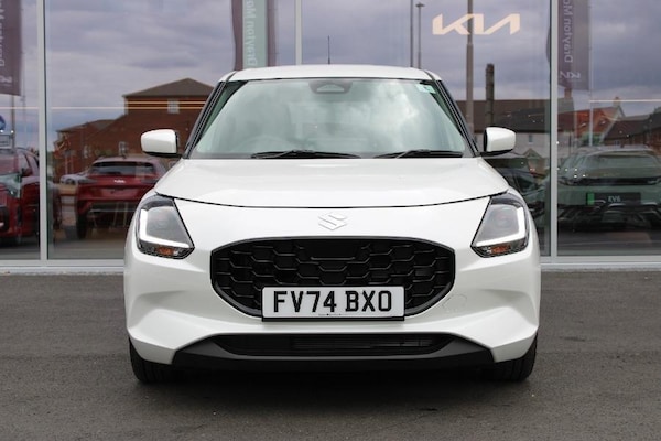 Used Suzuki Swift 2024 for sale - 75400733: Photo 9