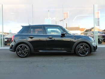 Used MINI Hatch 2022 for sale - 77320696: Photo