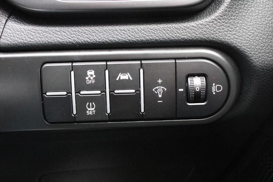 Used Kia Ceed 2023 for sale - 77320223: Photo 19