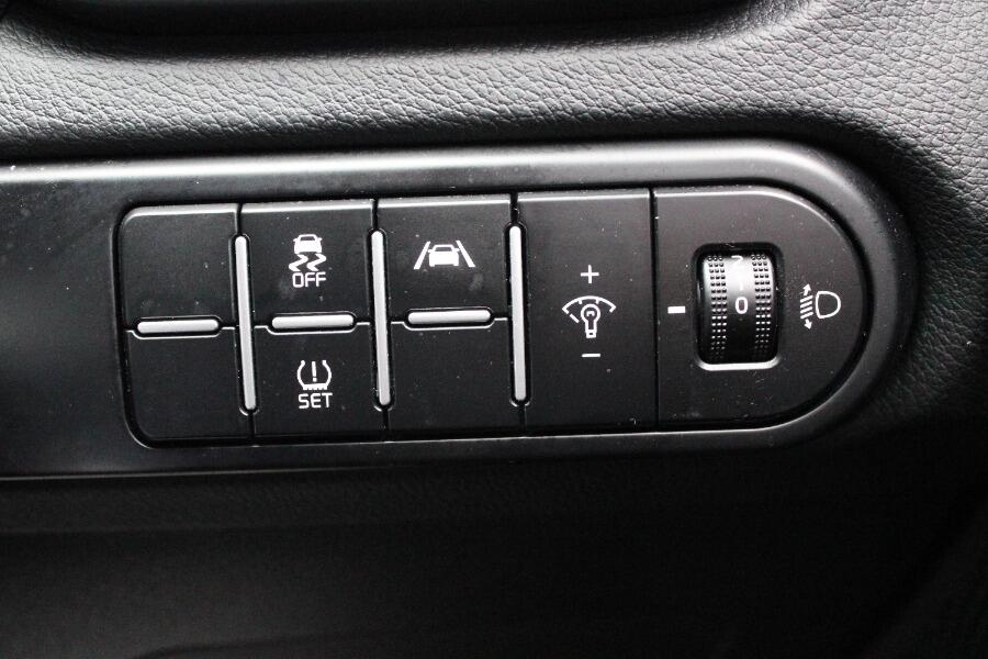 Used Kia XCeed 2022 for sale - 76538609: Photo 18