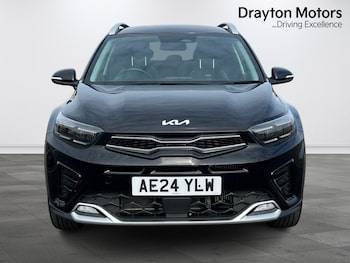 Used Kia Stonic 2024 for sale - 77957924: Photo