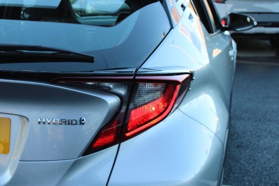 Used Toyota C-HR 2022 for sale - 77320988: Photo 34