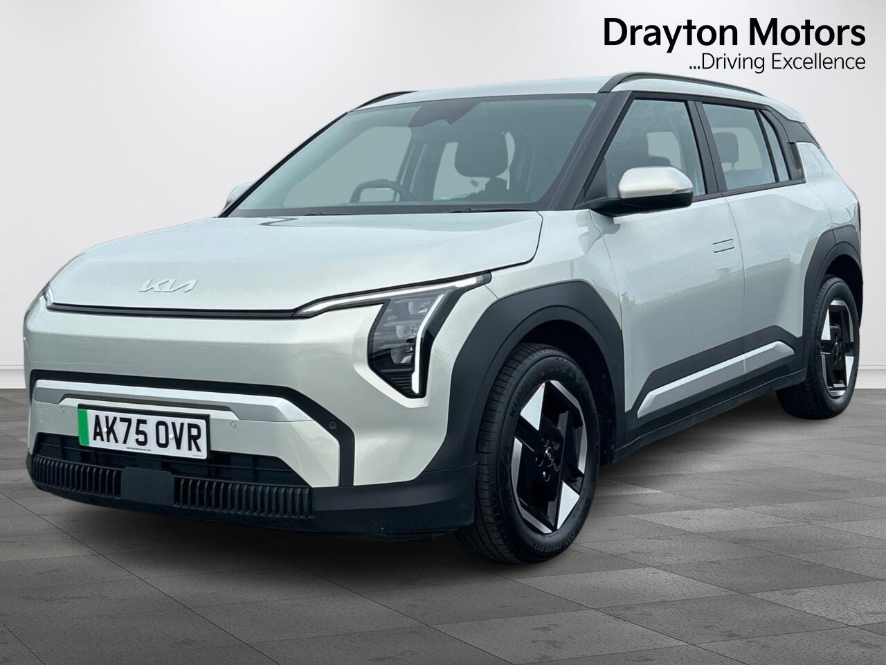 Used Kia EV3 2025 for sale - 77549523: Photo 5