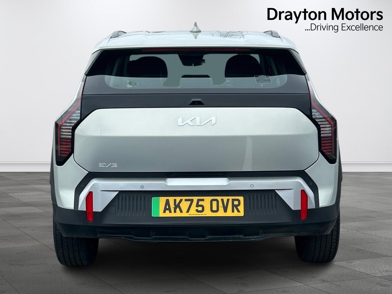 Used Kia EV3 2025 for sale - 77549523: Photo 8