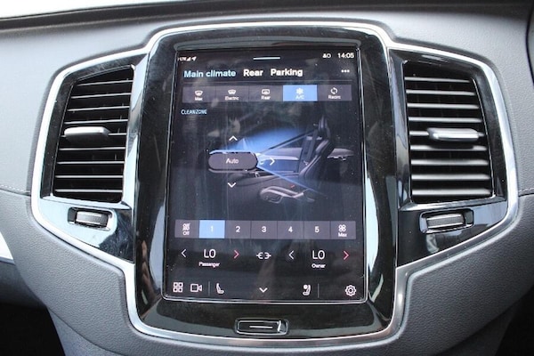 Used Volvo XC90 2023 for sale - 75601454: Photo 31
