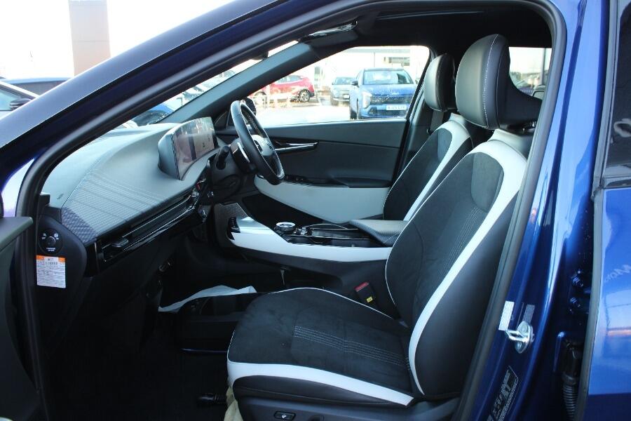 Used Kia EV6 2023 for sale - 76899568: Photo 14