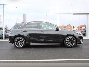 Used Kia Ceed 2025 for sale - 76431937: Photo