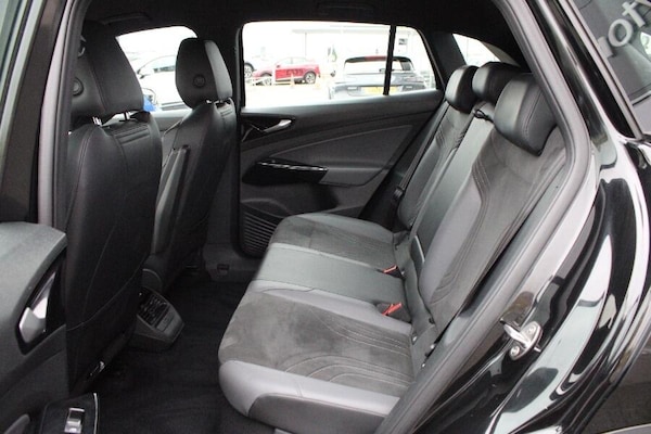 Used Volkswagen ID.4 2021 for sale - 76307818: Photo 16