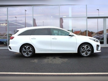 Used Kia Ceed 2021 for sale - 76484522: Photo