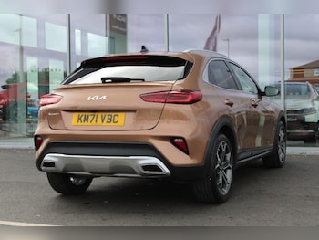 Used Kia XCeed 2021 for sale - 76000970: Photo 3
