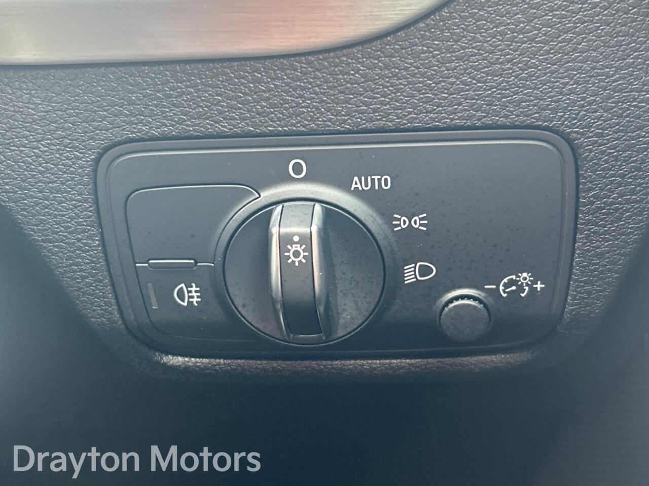 Used Audi Q2 for sale - 77345471: Photo 38