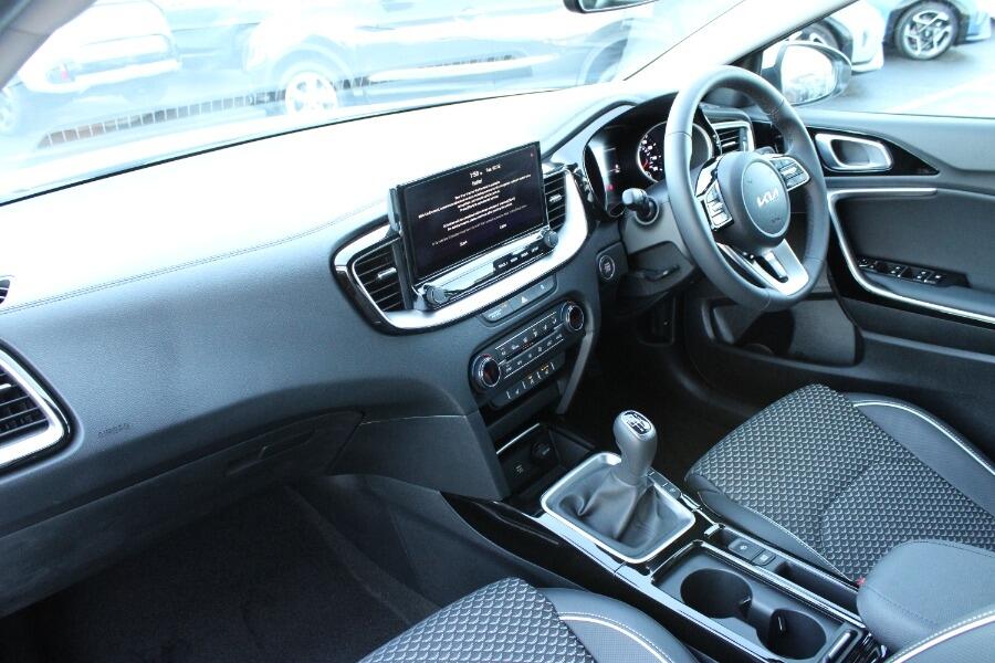 Used Kia XCeed 2025 for sale - 76753035: Photo 12