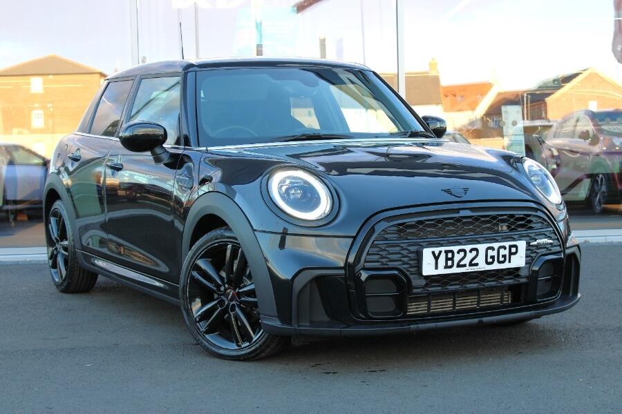 Used MINI Hatch 2022 for sale - 77344149: Photo 1