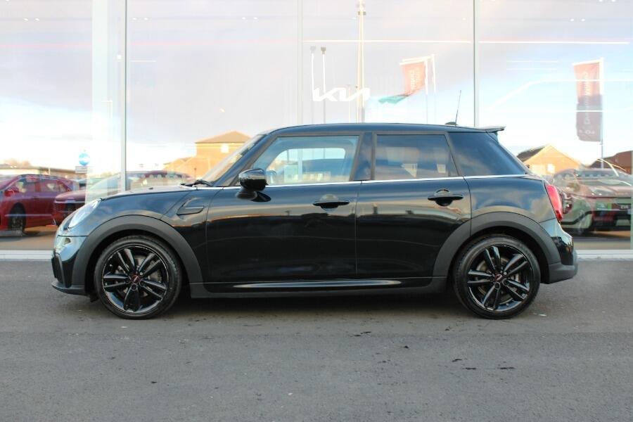 Used MINI Hatch 2022 for sale - 77344149: Photo 7