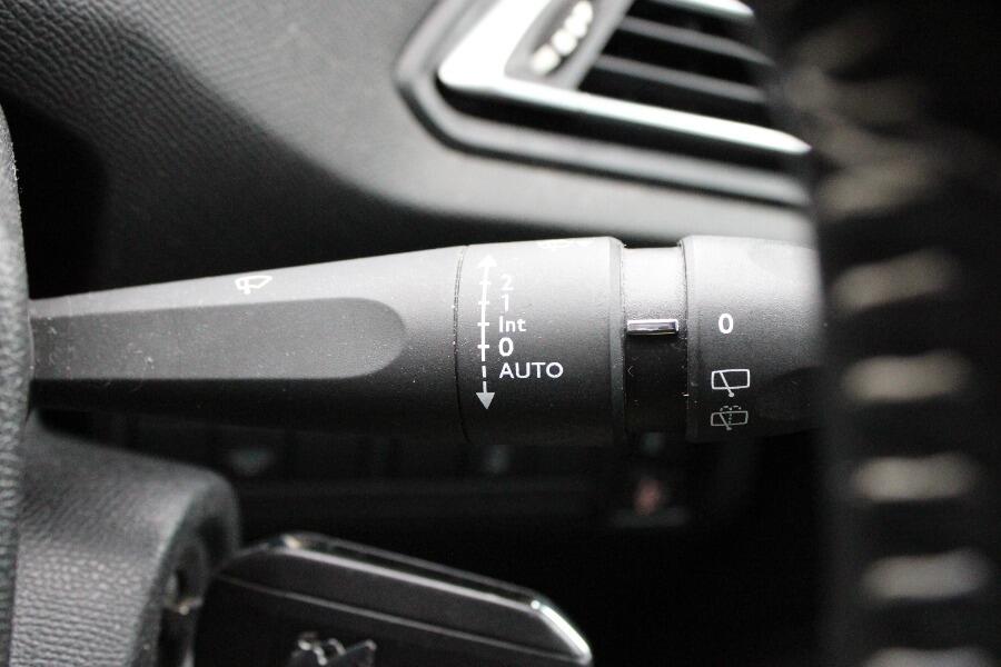 Used Peugeot 308 SW 2019 for sale - 76377874: Photo 21