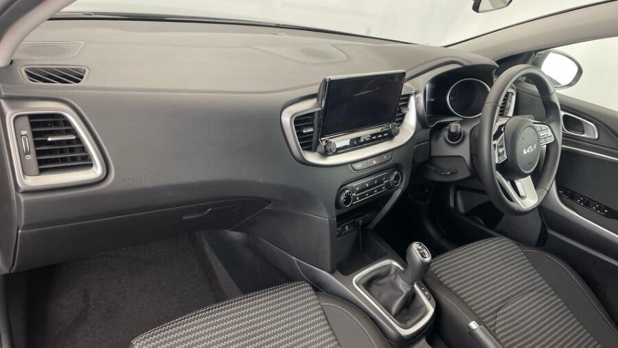 Used Kia Ceed 2025 for sale - 76398305: Photo 9