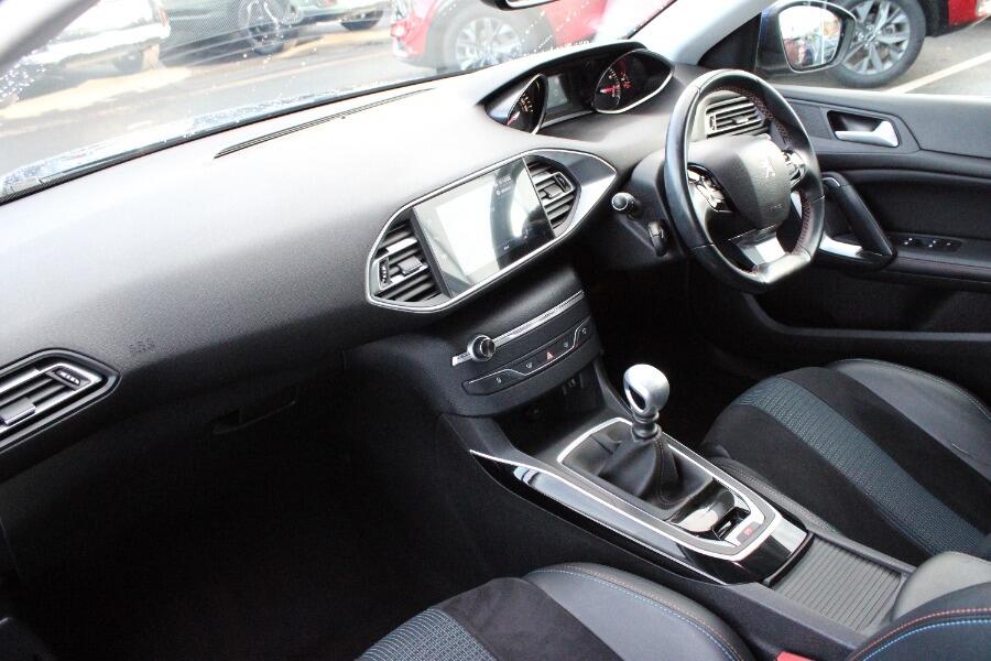 Used Peugeot 308 2019 for sale - 76378114: Photo 12