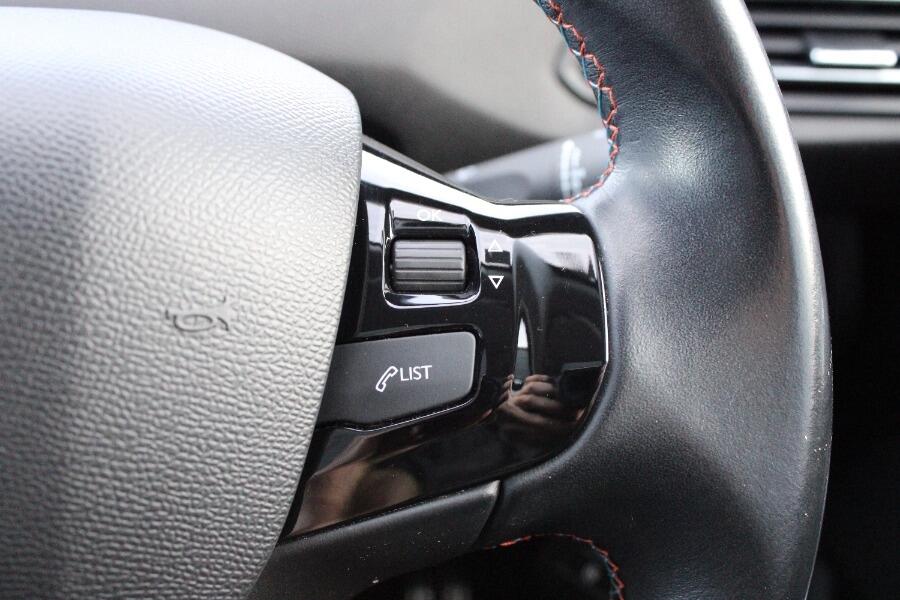 Used Peugeot 308 2019 for sale - 76378114: Photo 19