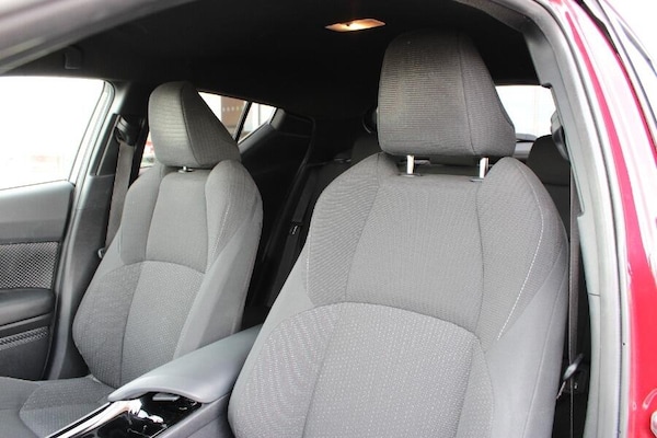 Used Toyota C-HR 2019 for sale - 75756608: Photo 14