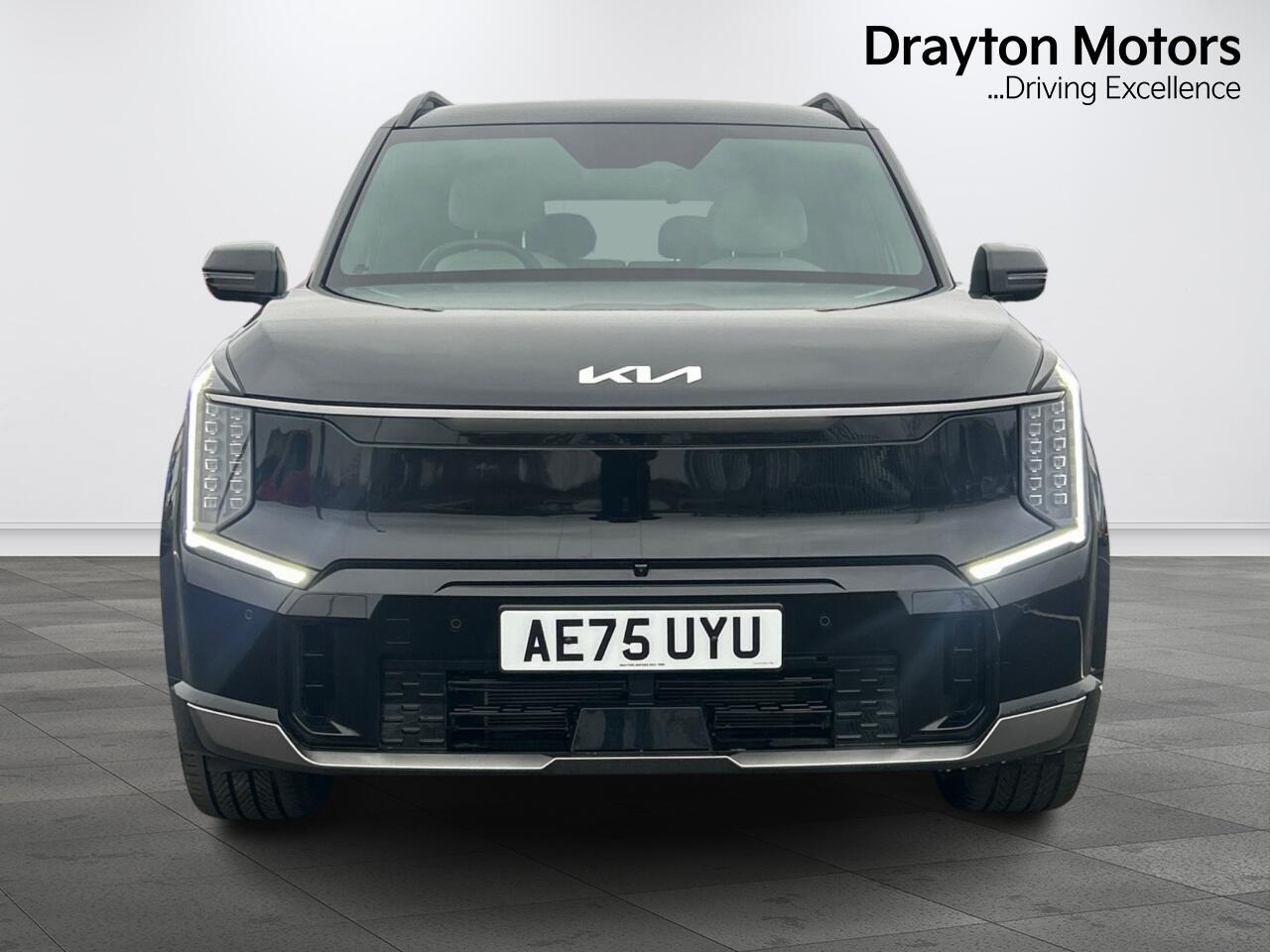 Used Kia EV9 2025 for sale - 77344402: Photo 3