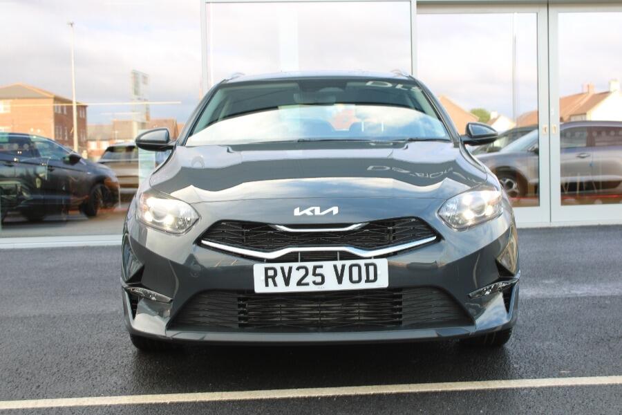Used Kia Ceed 2025 for sale - 77345157: Photo 9