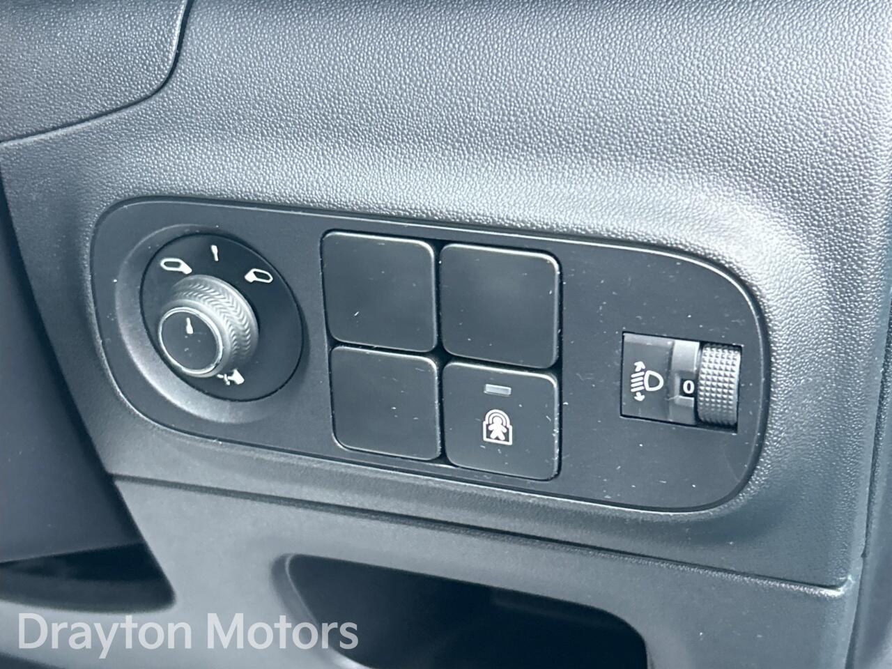 Used Citroen C3 for sale - 77345467: Photo 35