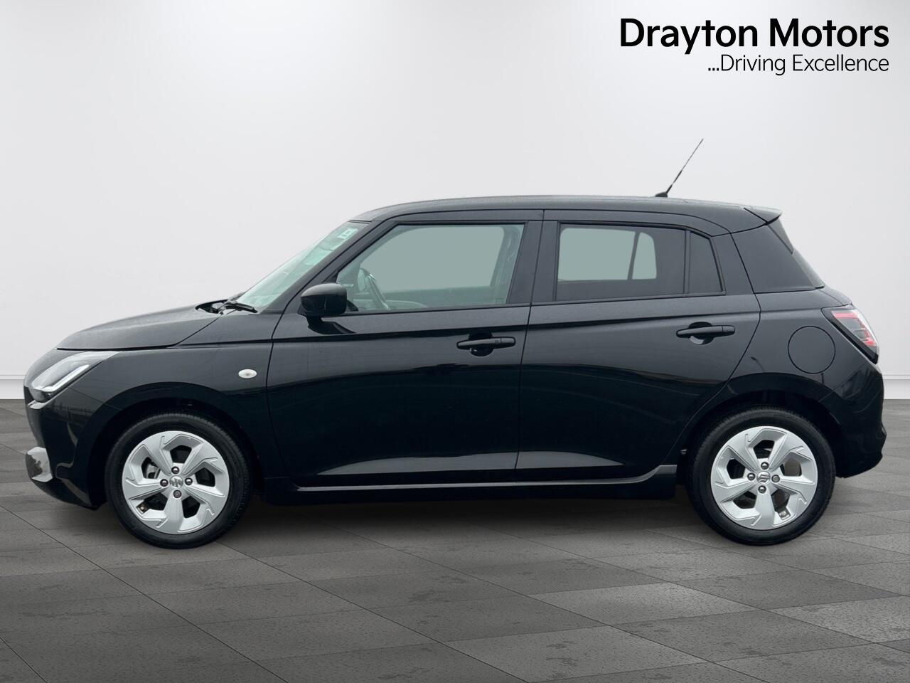 Used Suzuki Swift 2025 for sale - 77510861: Photo 6