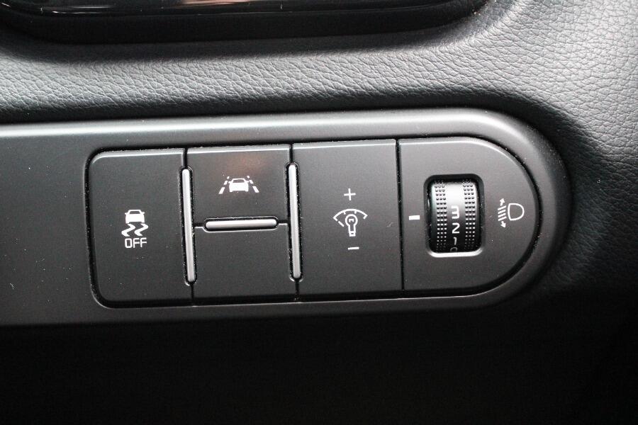 Used Kia Ceed 2018 for sale - 76440932: Photo 19