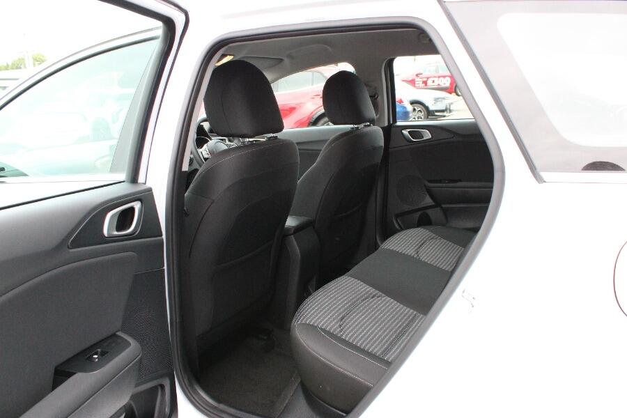 Used Kia Ceed 2025 for sale - 76337602: Photo 15