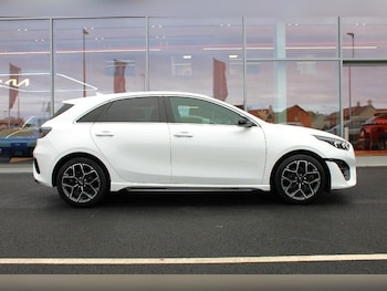 Used Kia Ceed 2024 for sale - 76824604: Photo