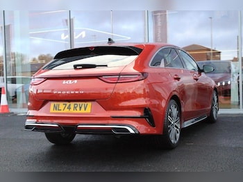Used Kia Pro Ceed 2024 for sale - 76701032: Photo