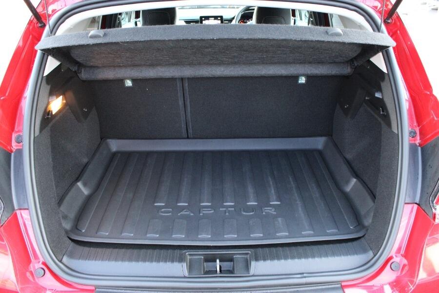 Used Renault Captur for sale - 77345153: Photo 10