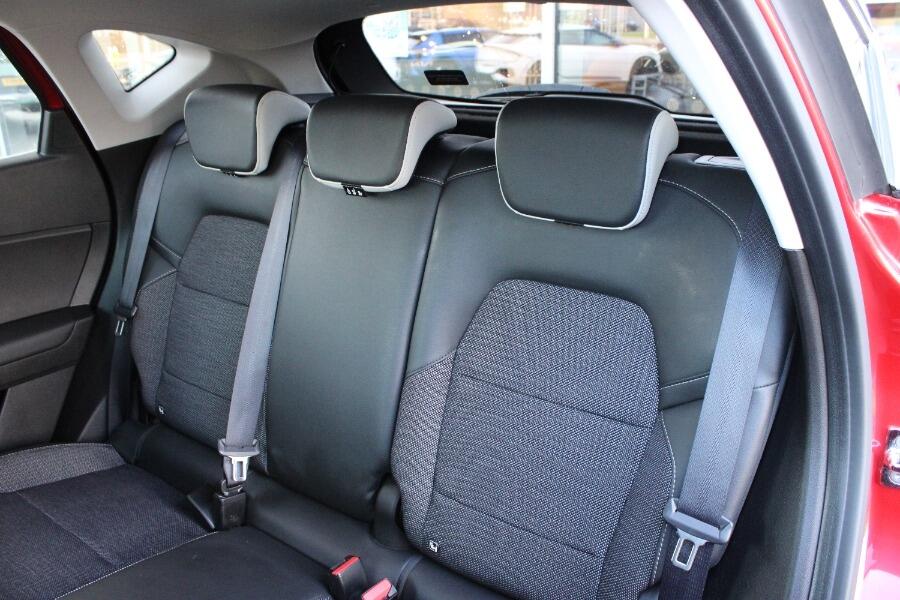 Used Renault Captur for sale - 77345153: Photo 17