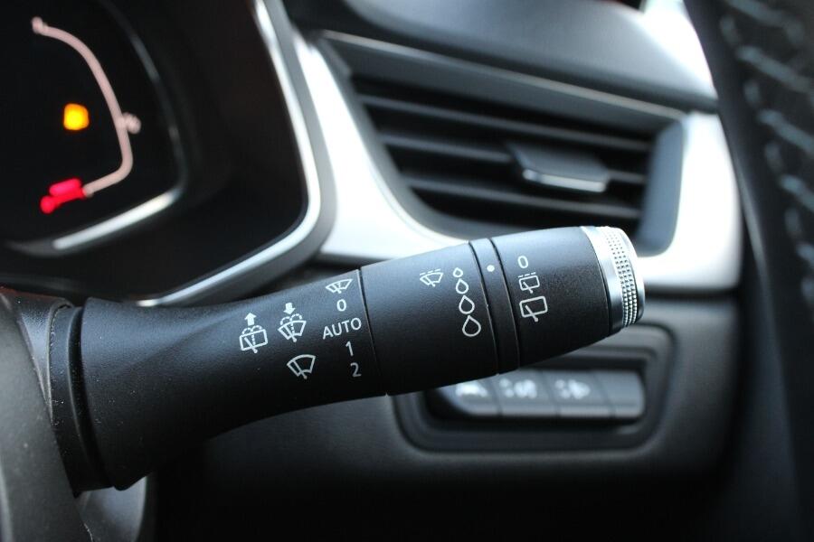 Used Renault Captur for sale - 77345153: Photo 21