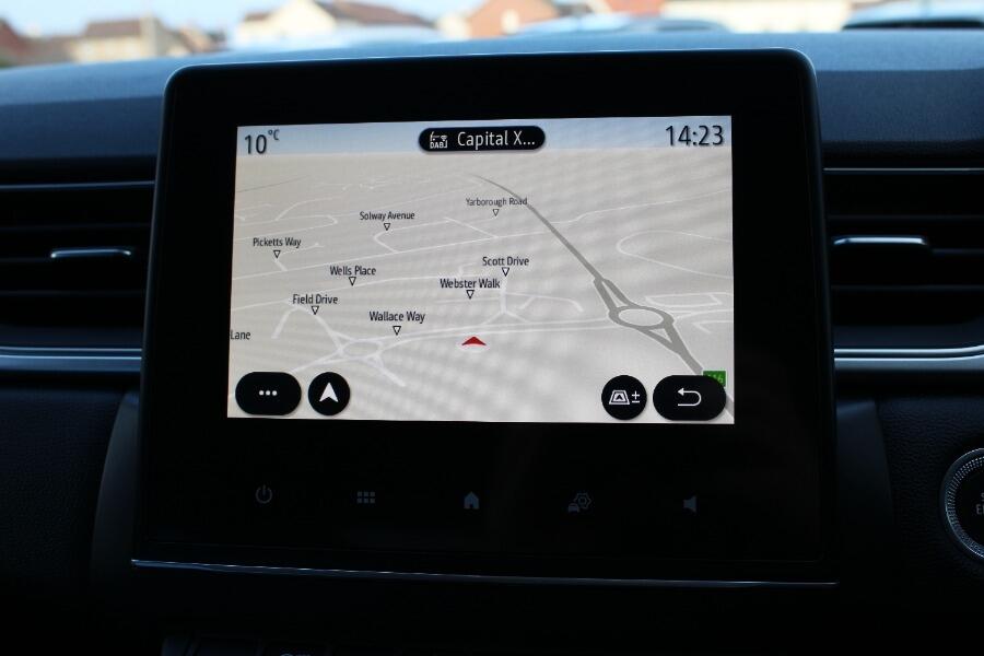 Used Renault Captur for sale - 77345153: Photo 28