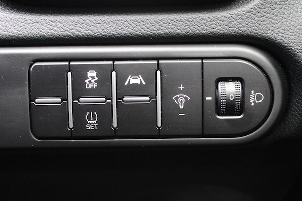 Used Kia Ceed 2025 for sale - 75728619: Photo 19