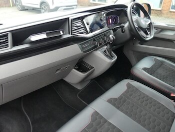 Used Volkswagen Transporter 2023 for sale - 76457896: Photo