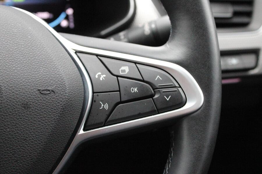 Used Renault Arkana 2023 for sale - 76645635: Photo 19