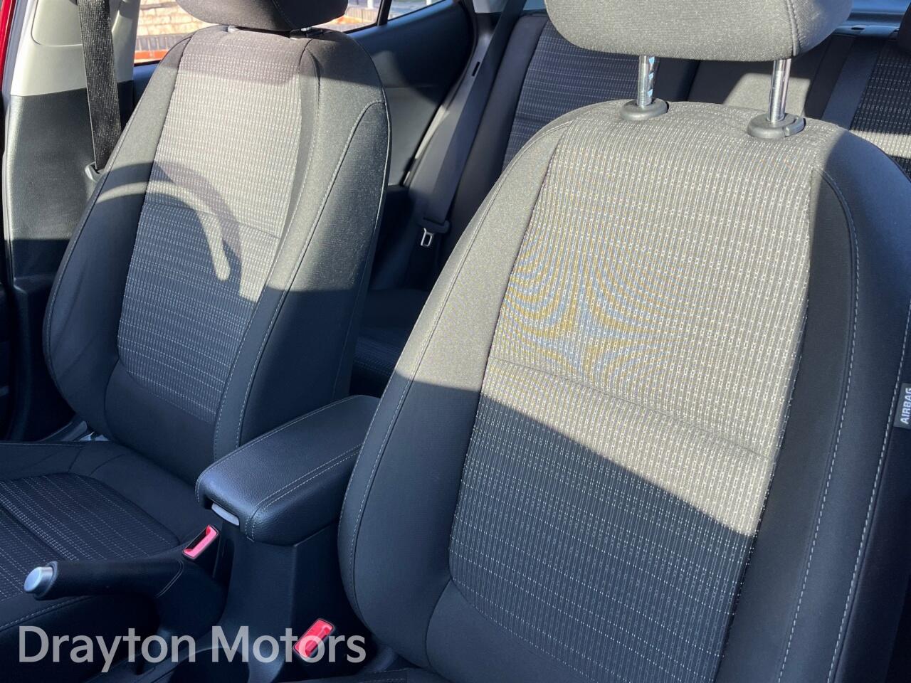 Used Kia Stonic 2023 for sale - 78063009: Photo 31