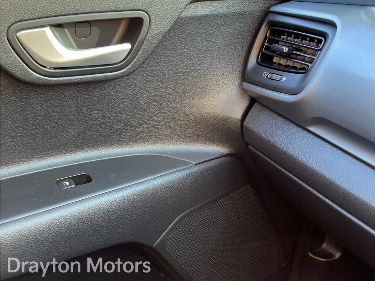 Used Kia Stonic 2023 for sale - 78063009: Photo 34