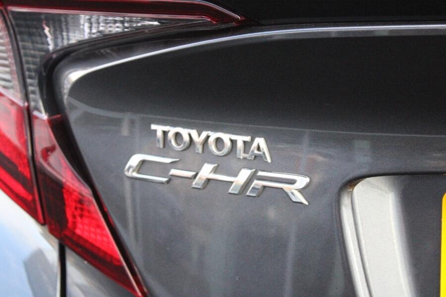 Used Toyota C-HR 2023 for sale - 76307174: Photo 34