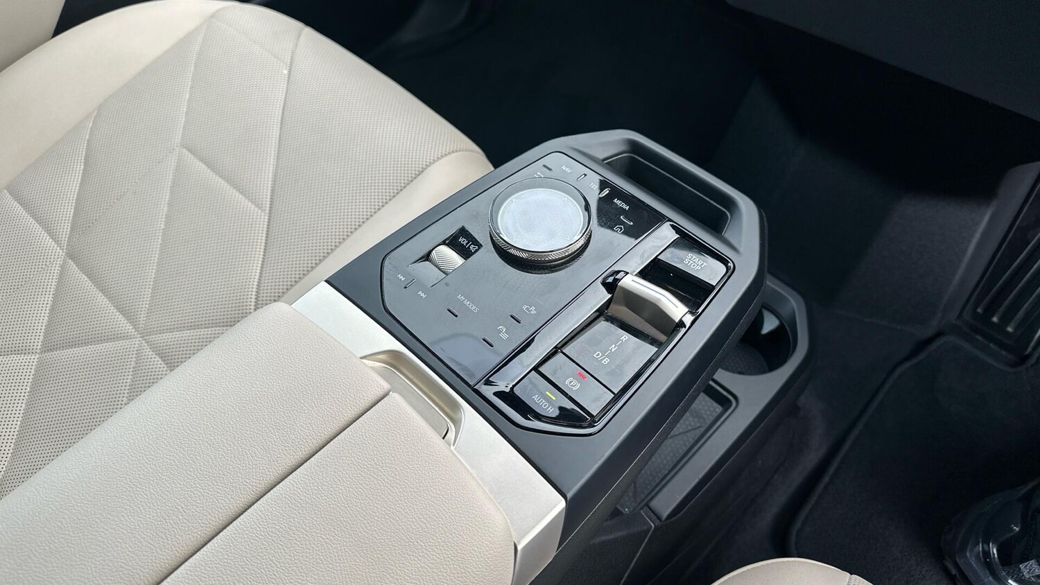 Used BMW iX 2022 for sale - 77604631: Photo 10