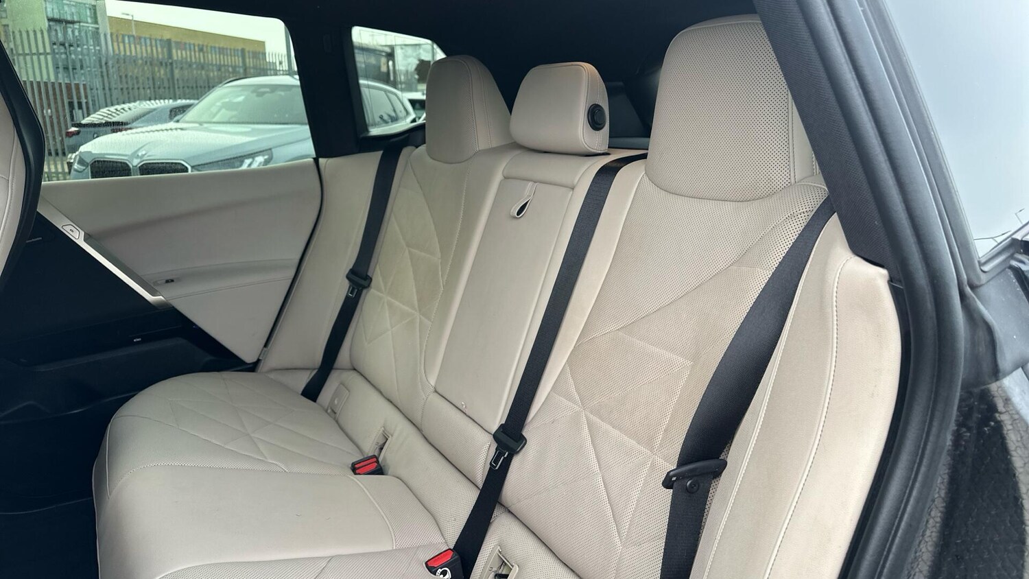 Used BMW iX 2022 for sale - 77604631: Photo 12