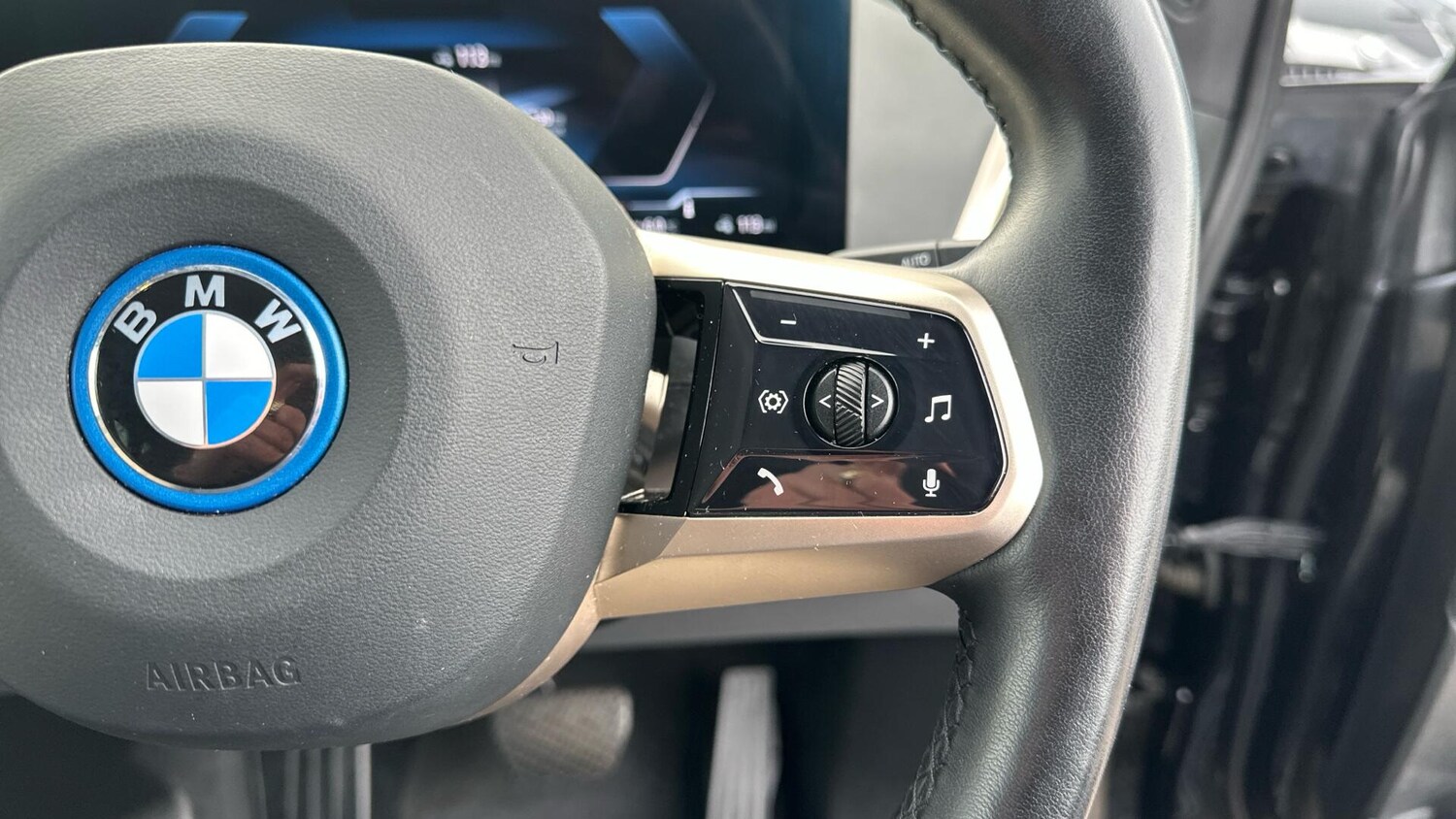 Used BMW iX 2022 for sale - 77604631: Photo 18