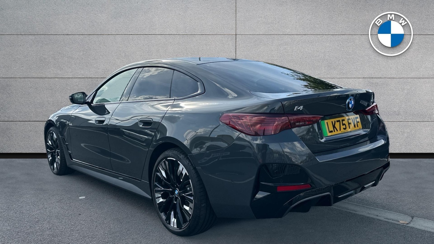 Used BMW i4 2025 for sale - 77604846: Photo 2