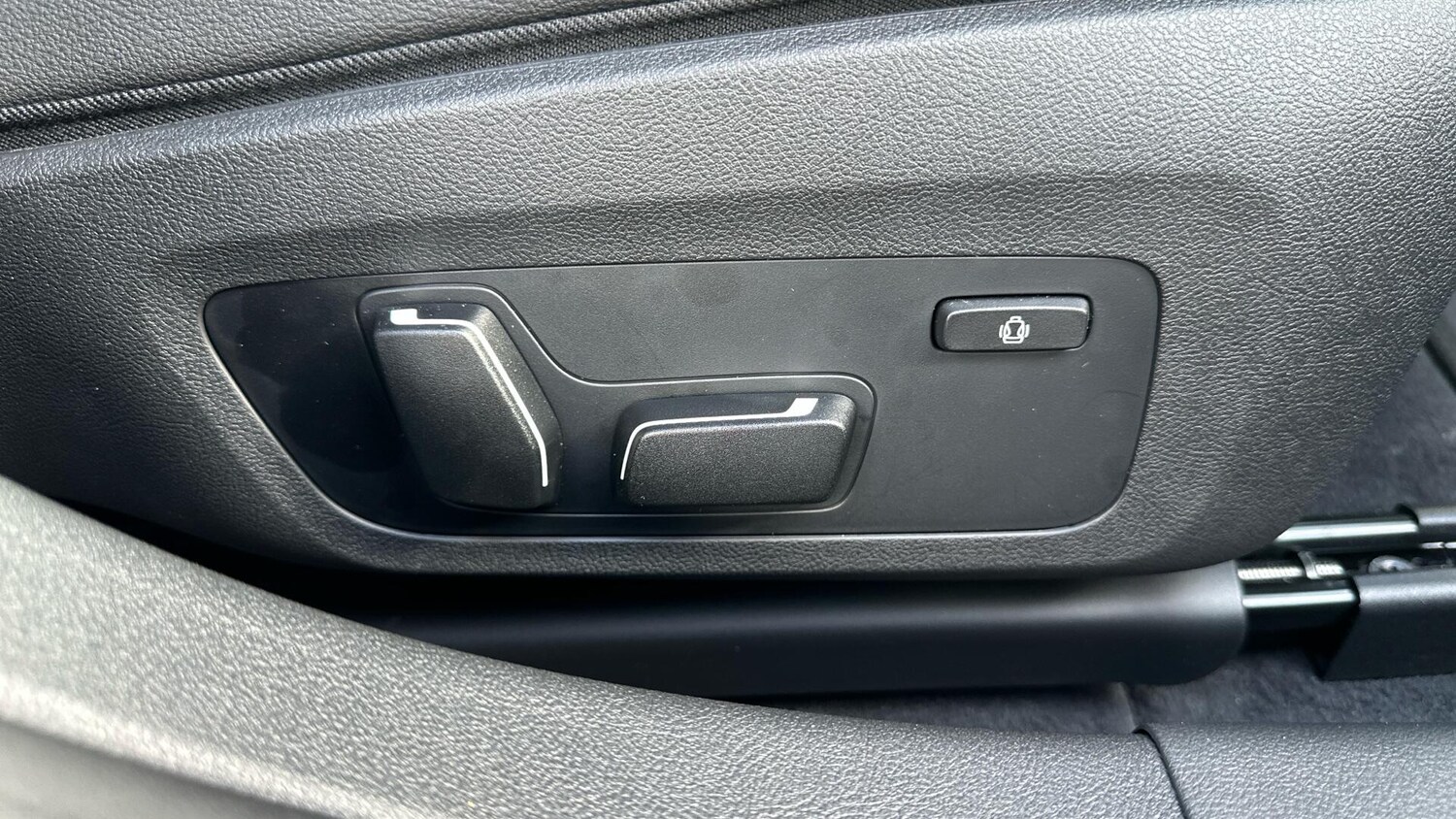 Used BMW i4 2025 for sale - 77604846: Photo 30