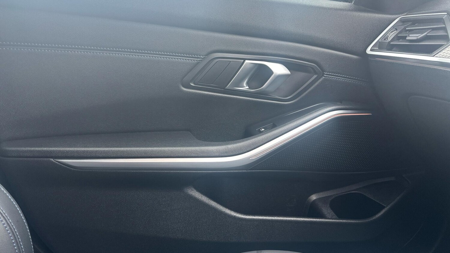 Used BMW 3 Series 2024 for sale - 77604712: Photo 45