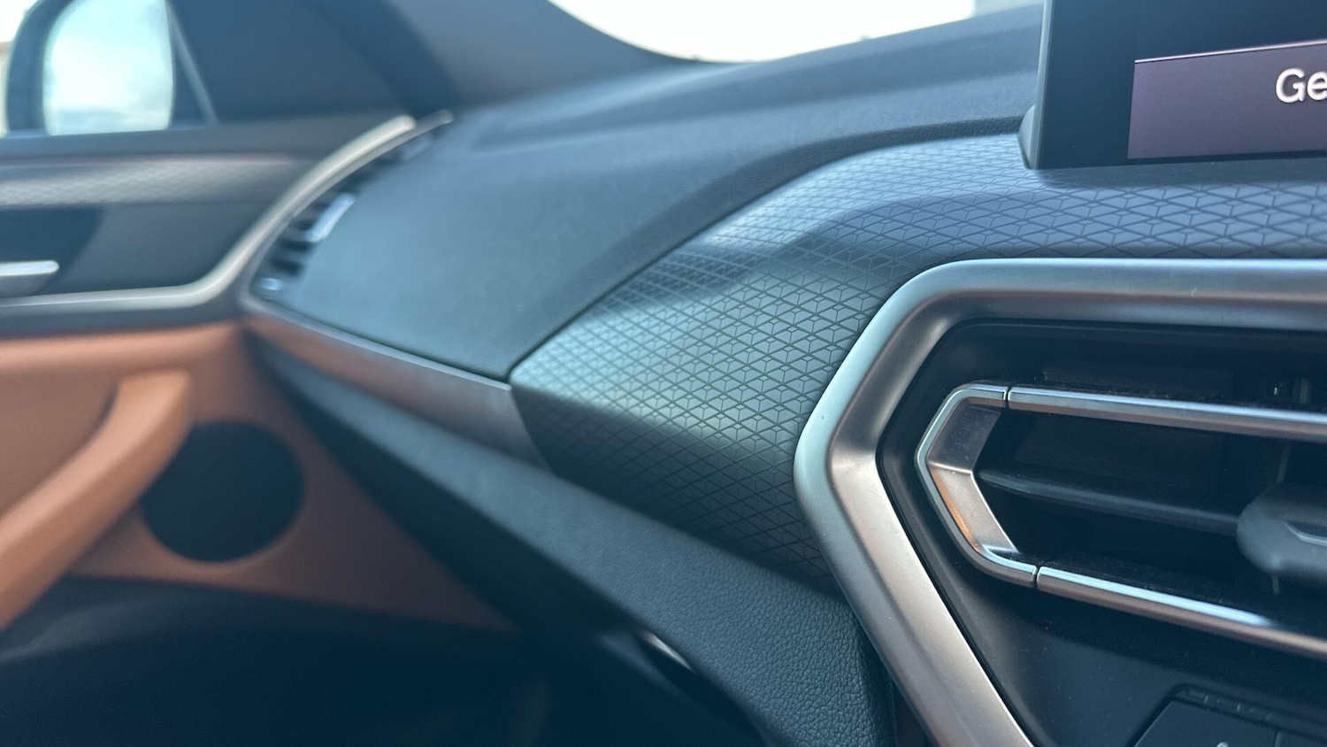 Used BMW X4 2024 for sale - 77958378: Photo 24