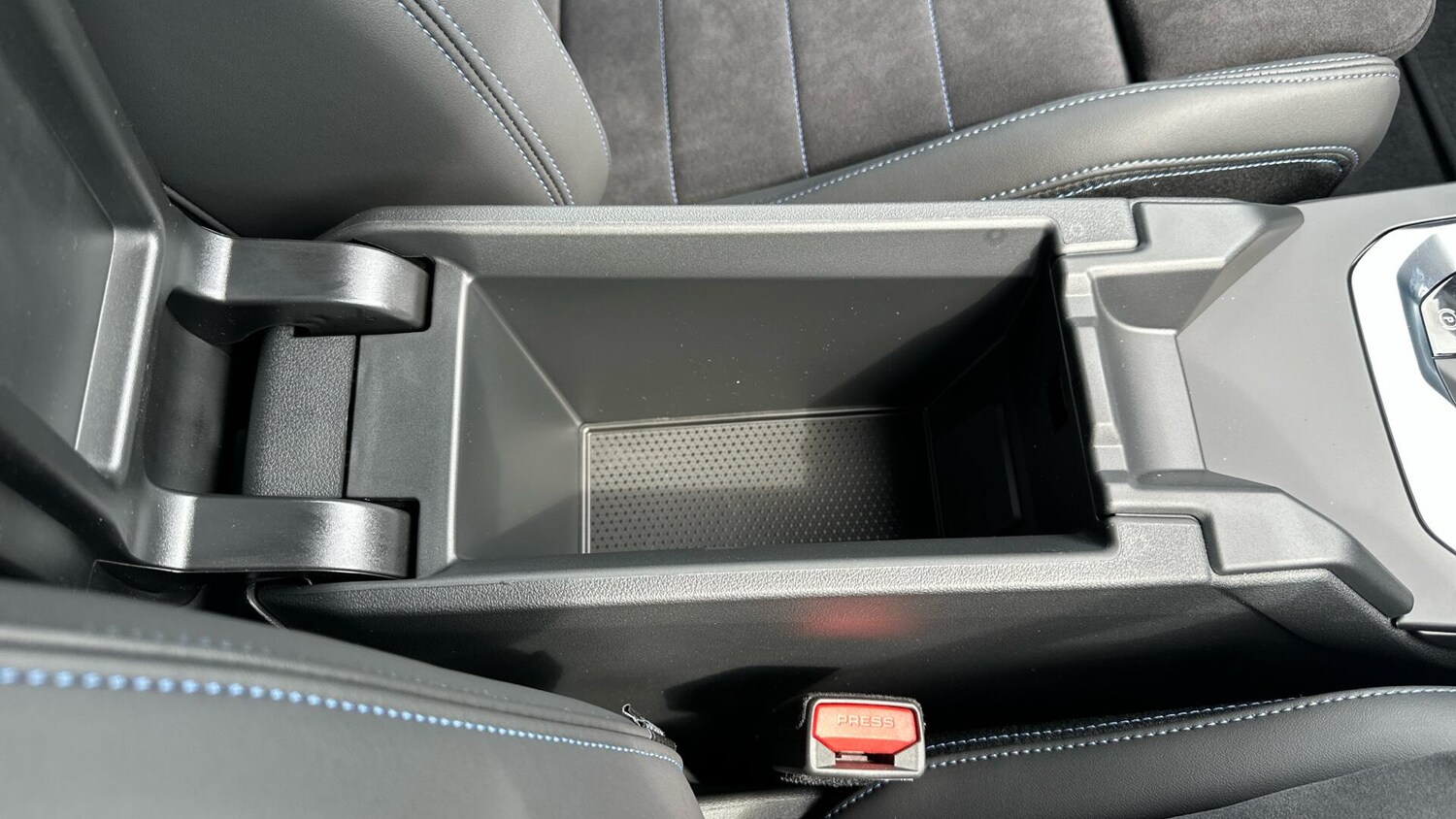 Used BMW 2 Series for sale - 77633073: Photo 47