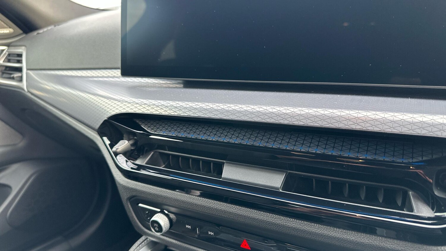 Used BMW i4 2025 for sale - 77604819: Photo 24